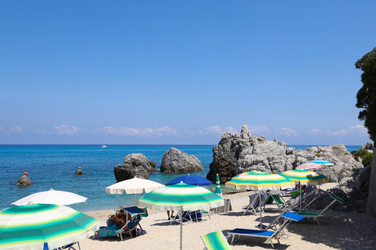 Casamareblu Villa ปาร์เกลียา ภายนอก รูปภาพ